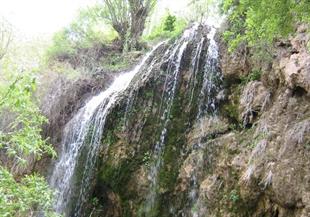 آبشار شارشار شیروان